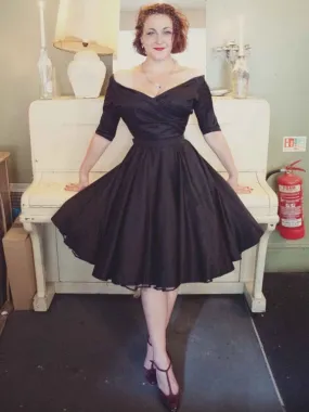 Black Off Shoulders Vintage Style Short Wedding Dress with Sleeves for Older Brides