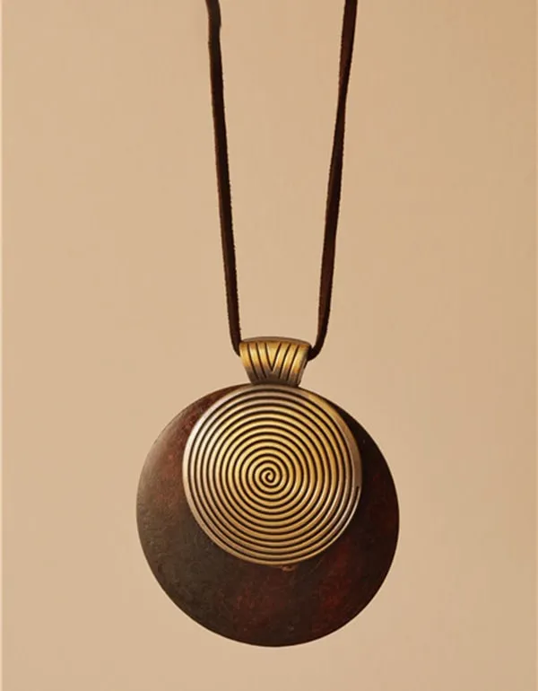 Wooden Circle Retro Necklace Sweater Chain